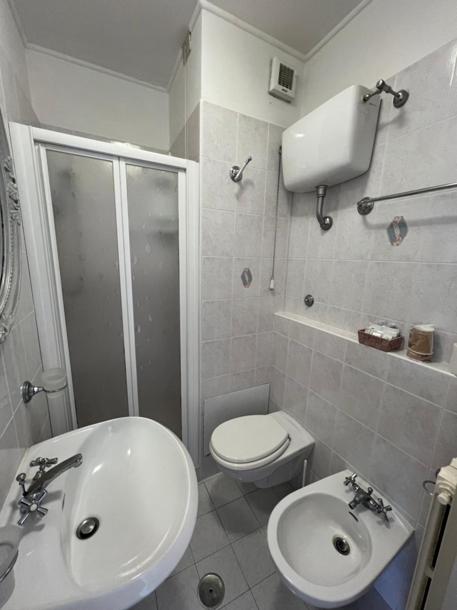 Hotel Petit Royal Ospedaletti Buitenkant foto
